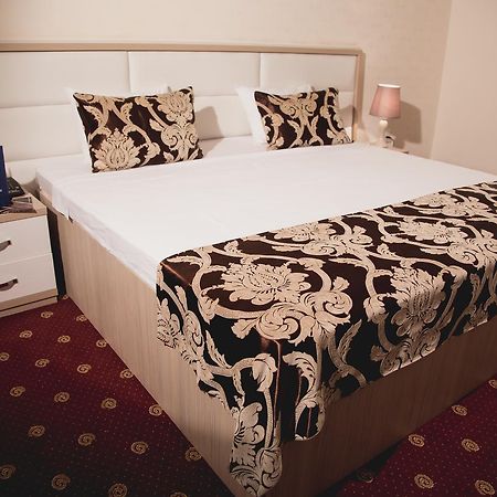Baku Inn Hotel מראה חיצוני תמונה