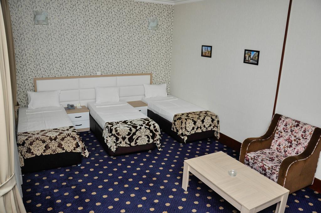 Baku Inn Hotel מראה חיצוני תמונה