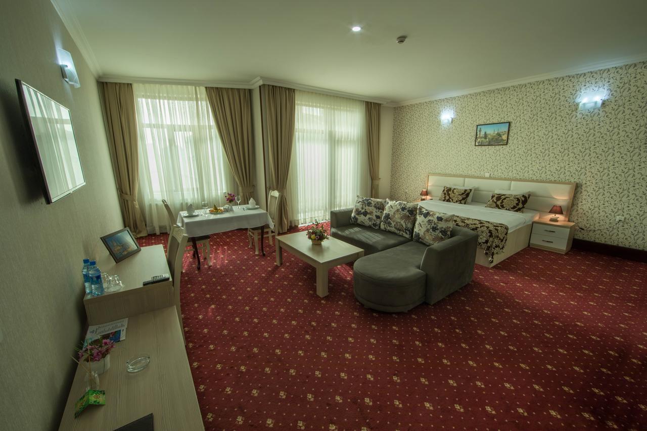 Baku Inn Hotel מראה חיצוני תמונה